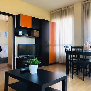 https://fabuloso-tico-con-gran-terraza-en-mlaga-centro.hotelsinnerja.org
